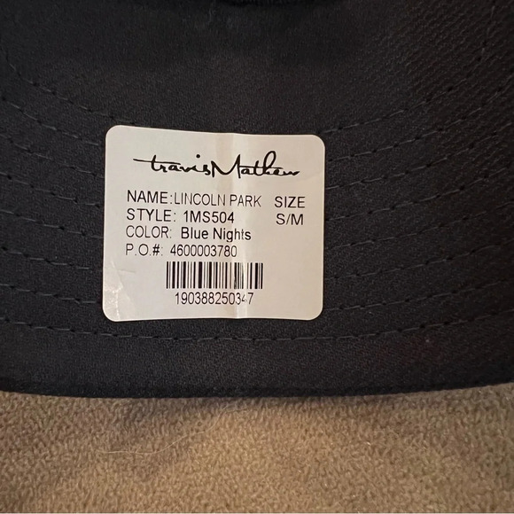NWT Travis Mathew Chicago Lincoln Park Fitted Hat, Size S/M - Picture 8 of 8